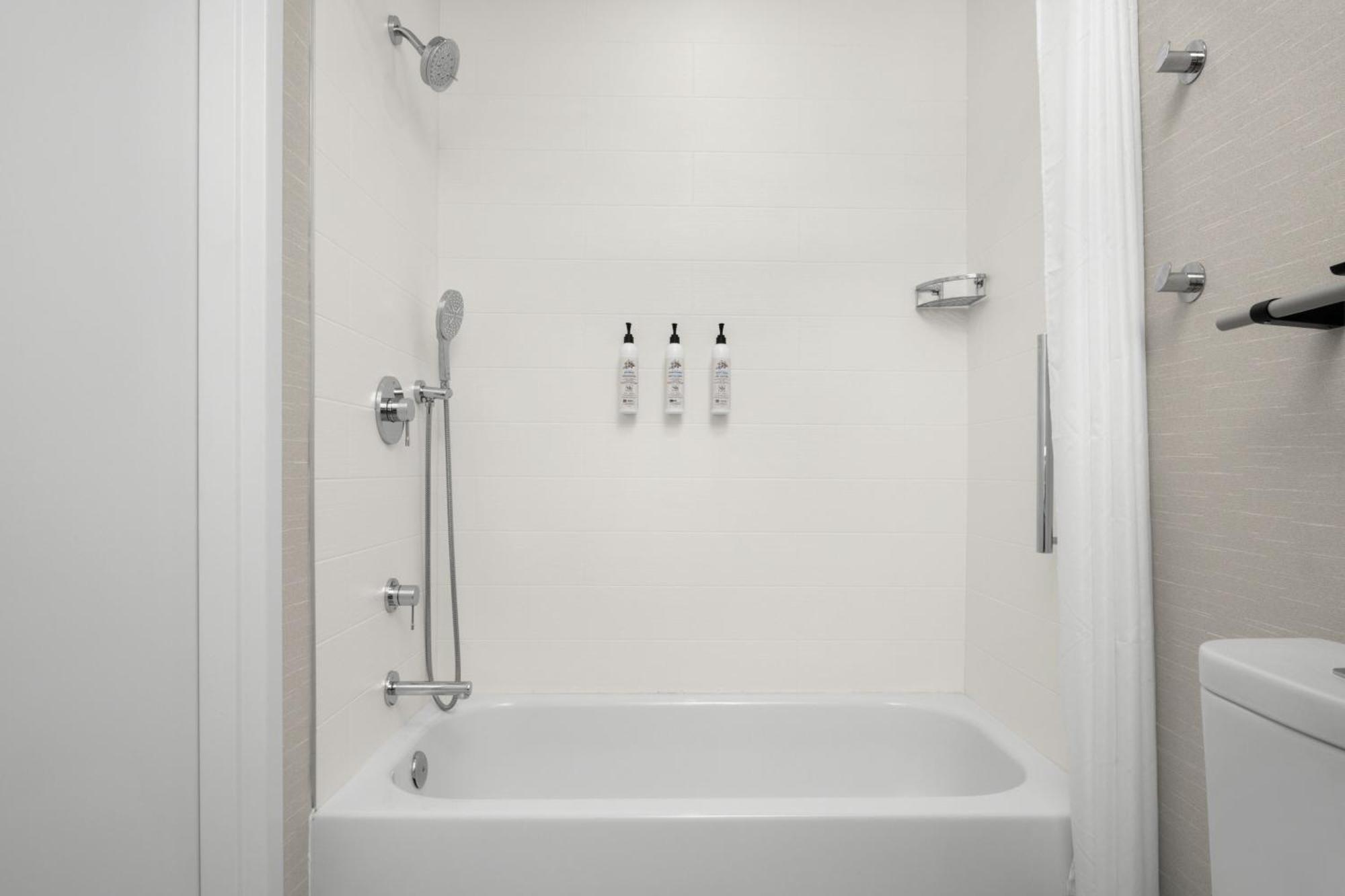 Delta Hotels By Marriott Colonial Heights Ngoại thất bức ảnh