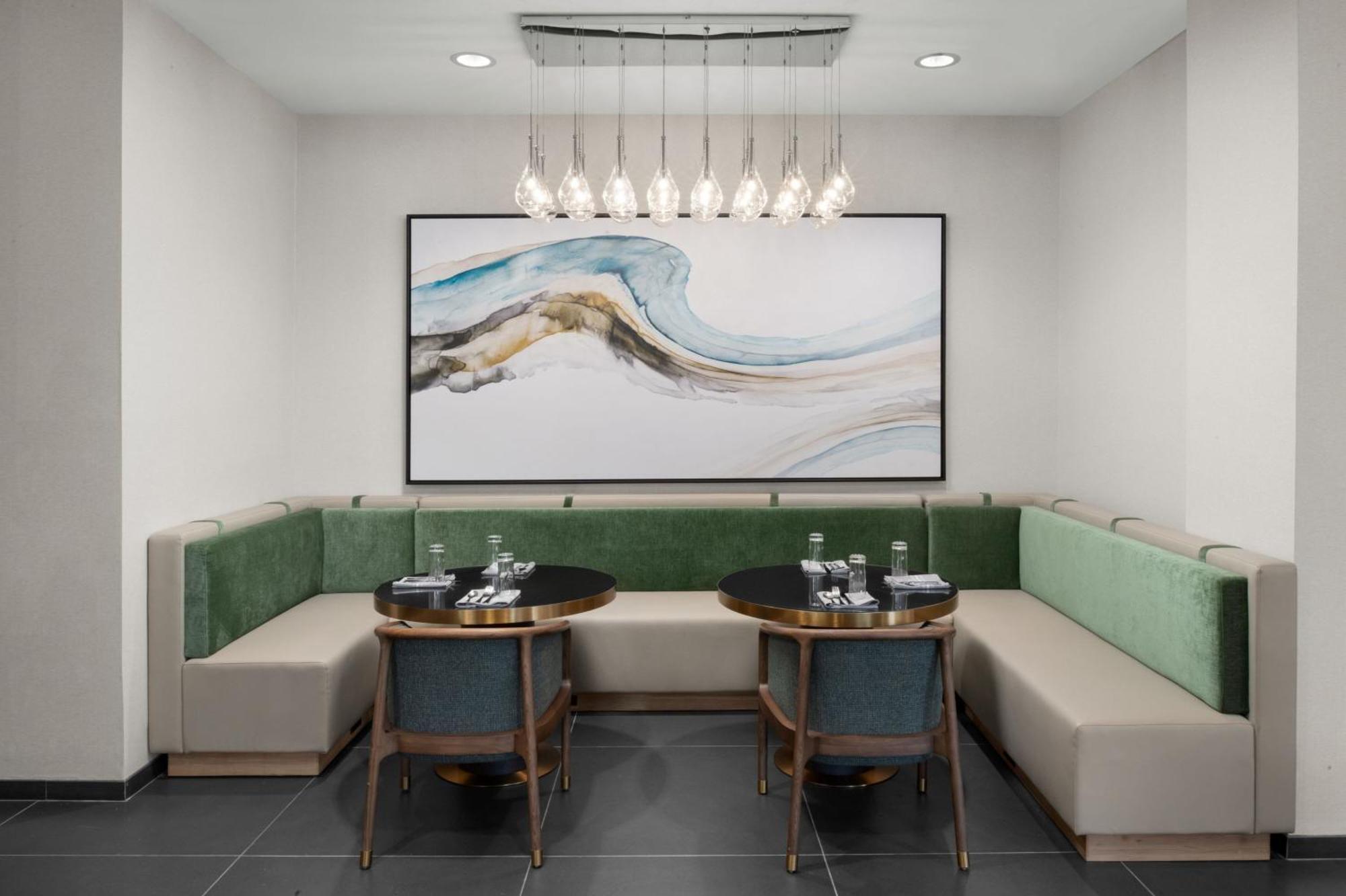 Delta Hotels By Marriott Colonial Heights Ngoại thất bức ảnh